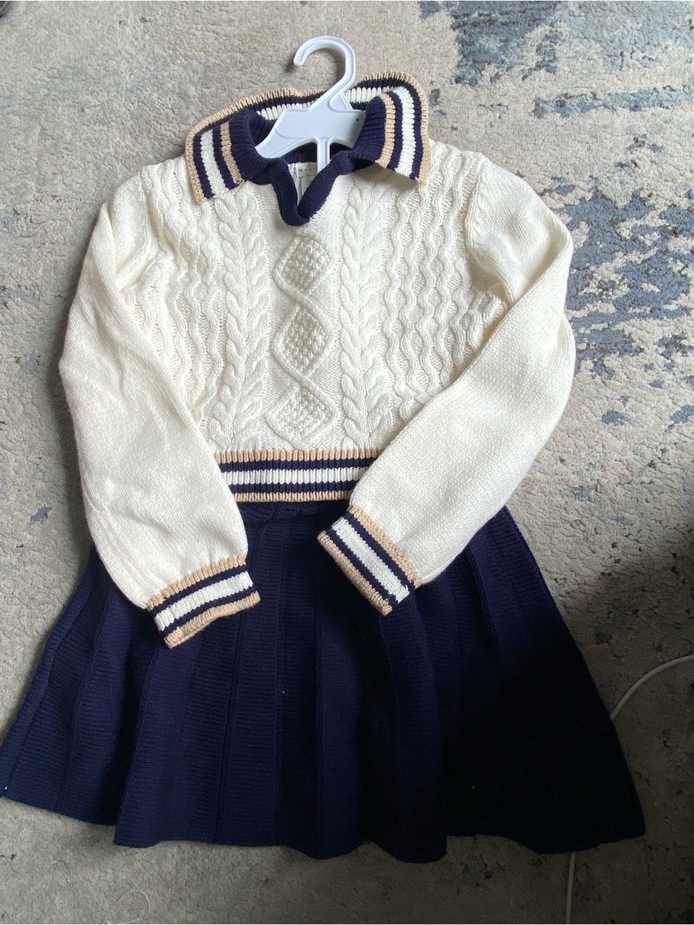 NWOT Max Studio Cream & Navy Sweater Dress Sz 5/6